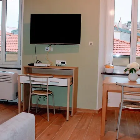 Dolcecasa شقة *